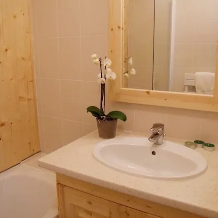 Fantastic 2 Bed Ski 보자니